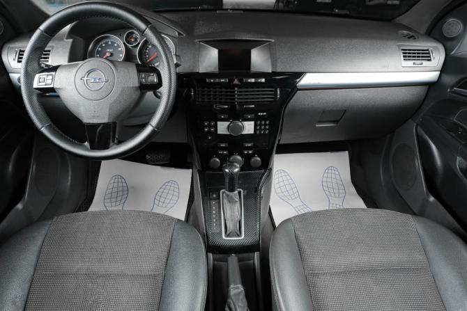 Opel Astra H Рестайлинг с пробегом 2010 года, цена 599 000 рублей, 234000 км, хэтчбек, Автокод Объявления