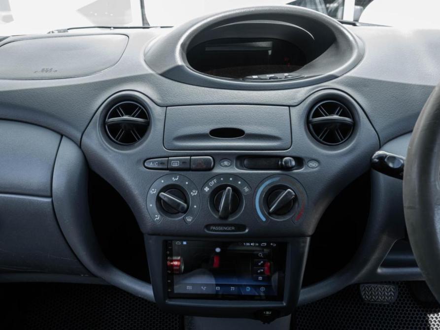 Toyota Vitz I (P10) Ставрополь  - изображение 11