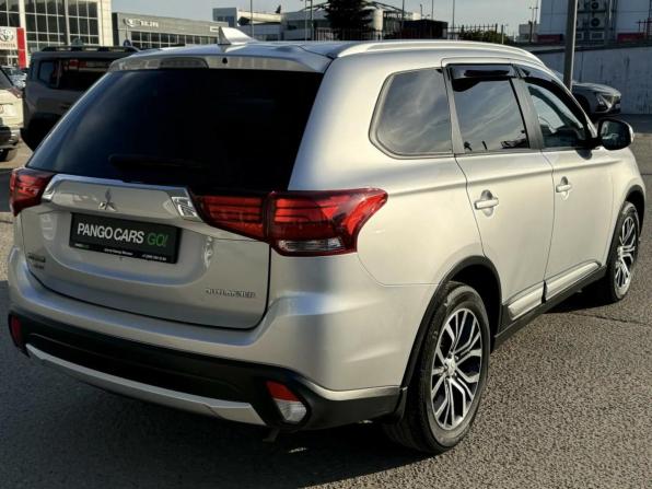 Mitsubishi Outlander III Рестайлинг 3 с пробегом 2018 года, цена 1 995 000 рублей, 84447 км, внедорожник, Автокод Объявления