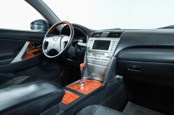 Toyota Camry VI (XV40) Рестайлинг с пробегом 2011 года, цена 1 099 000 рублей, 222000 км, седан, Автокод Объявления