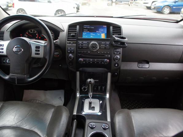 Nissan Pathfinder III Рестайлинг с пробегом 2011 года, цена 1 257 000 рублей, 260000 км, внедорожник, Автокод Объявления