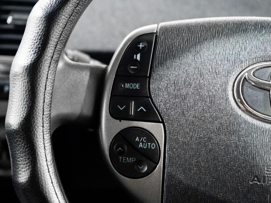 Toyota Prius II Рестайлинг (XW20) Иркутск  - изображение 10