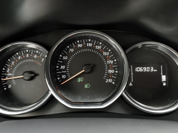 Renault Logan II Рестайлинг с пробегом 2021 года, цена 1 120 000 рублей, 106903 км, седан, Автокод Объявления