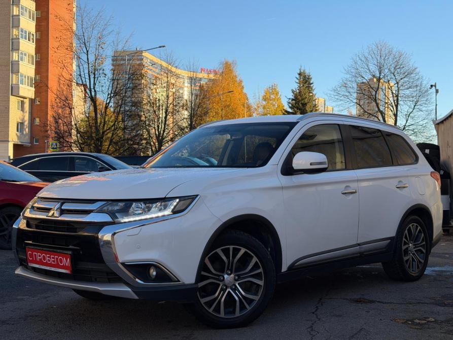 Mitsubishi Outlander III Рестайлинг 2 Санкт-Петербург  - изображение 3