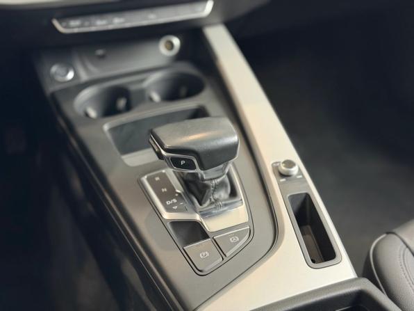 Audi A4 V (B9) Рестайлинг с пробегом 2020 года, цена 2 100 000 рублей, 167131 км, седан, Автокод Объявления