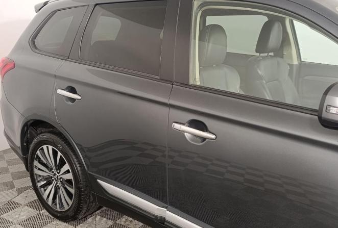 Mitsubishi Outlander III Рестайлинг 3 с пробегом 2019 года, цена 2 700 000 рублей, 92857 км, внедорожник, Автокод Объявления