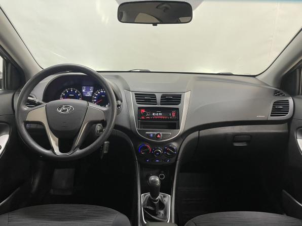 Hyundai Solaris I Рестайлинг с пробегом 2016 года, цена 1 100 000 рублей, 155661 км, седан, Автокод Объявления