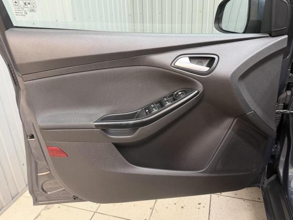 Ford Focus III с пробегом 2011 года, цена 829 000 рублей, 192751 км, хэтчбек, Автокод Объявления