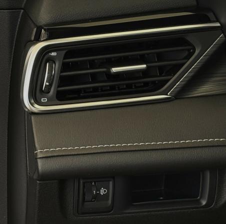 Geely Atlas Pro с пробегом 2023 года, цена 1 830 000 рублей, 113099 км, внедорожник, Автокод Объявления