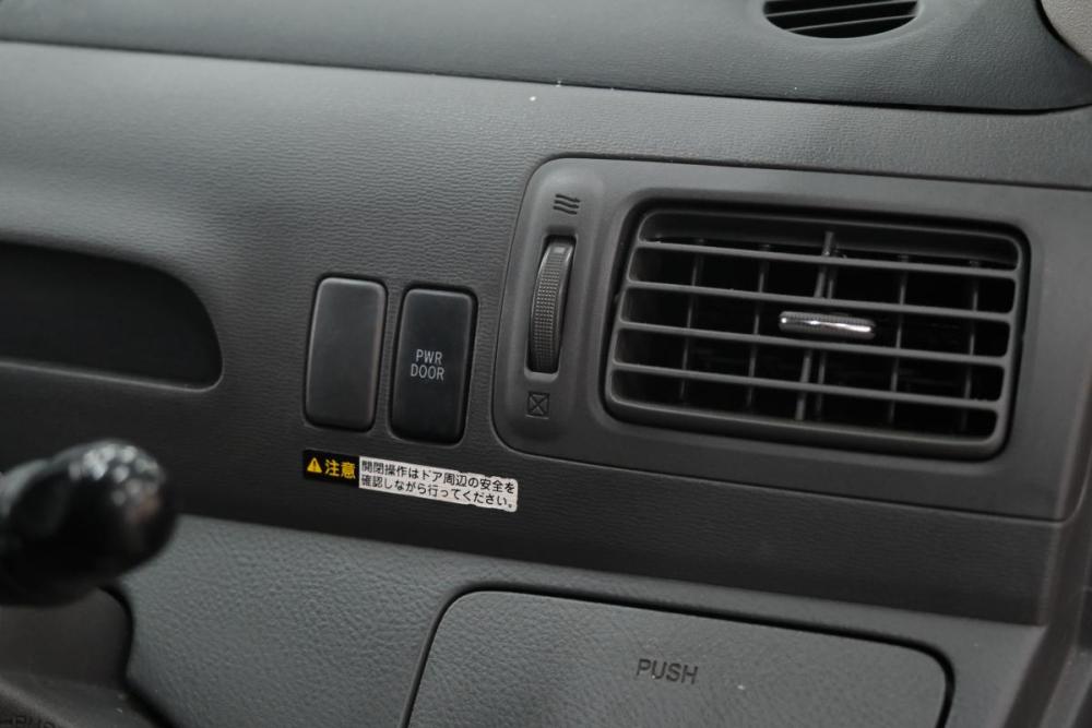 Toyota Raum II Омск  - изображение 10