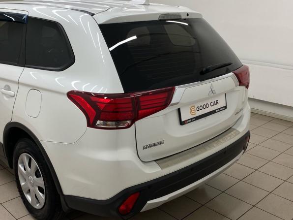 Mitsubishi Outlander III Рестайлинг 3 с пробегом 2018 года, цена 1 880 000 рублей, 83913 км, внедорожник, Автокод Объявления