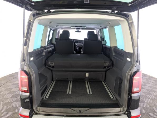 Volkswagen Multivan T6 Рестайлинг с пробегом 2021 года, цена 5 850 000 рублей, 111404 км, минивэн, Автокод Объявления
