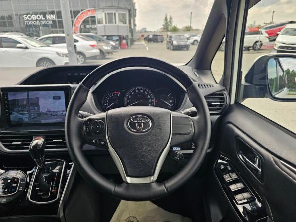 Toyota Esquire I Рестайлинг с пробегом 2018 года, цена 2 199 995 рублей, 106214 км, минивэн, Автокод Объявления