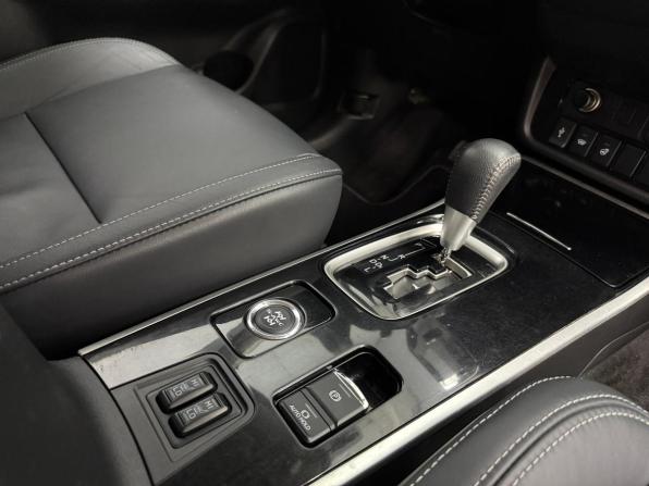 Mitsubishi Outlander III Рестайлинг 3 с пробегом 2020 года, цена 2 535 000 рублей, 103624 км, внедорожник, Автокод Объявления