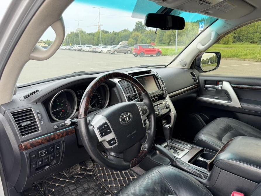 Toyota Land Cruiser 200 Series Рестайлинг 1 Казань  - изображение 16