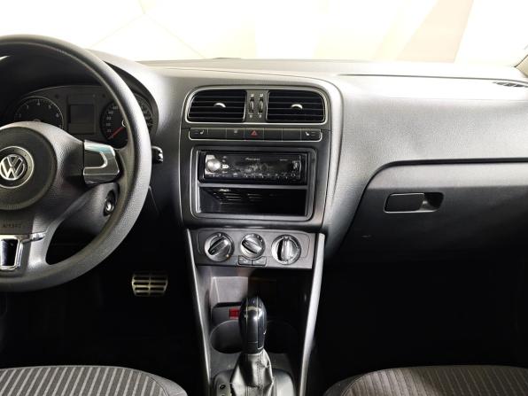 Volkswagen Polo V с пробегом 2010 года, цена 455 000 рублей, 262140 км, седан, Автокод Объявления