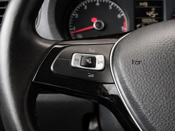 Volkswagen Polo V Рестайлинг с пробегом 2018 года, цена 1 347 000 рублей, 100059 км, седан, Автокод Объявления