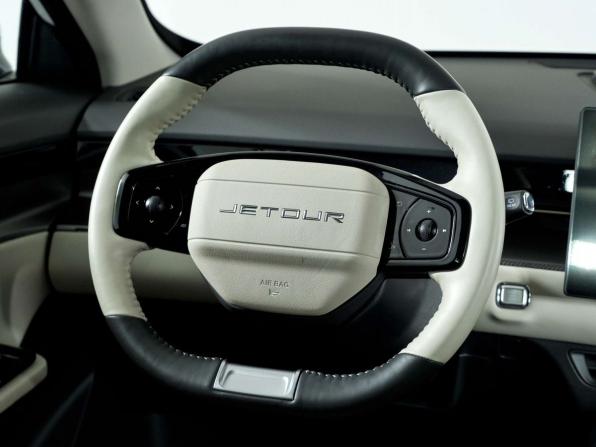 JETOUR DASHING I с пробегом 2023 года, цена 1 848 000 рублей, 35113 км, внедорожник, Автокод Объявления
