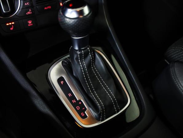 Audi Q3 I (8U) Рестайлинг с пробегом 2018 года, цена 2 799 000 рублей, 76321 км, внедорожник, Автокод Объявления