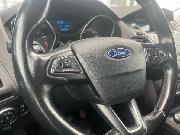 Ford Focus III Рестайлинг с пробегом 2017 года, цена 890 000 рублей, 158000 км, хэтчбек, Автокод Объявления