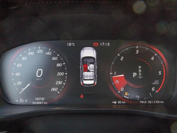 Volvo XC40 I с пробегом 2018 года, цена 2 200 000 рублей, 193732 км, внедорожник, Автокод Объявления