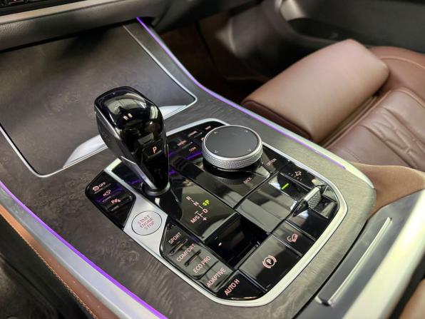 BMW X7 I (G07) с пробегом 2022 года, цена 9 793 000 рублей, 75677 км, внедорожник, Автокод Объявления