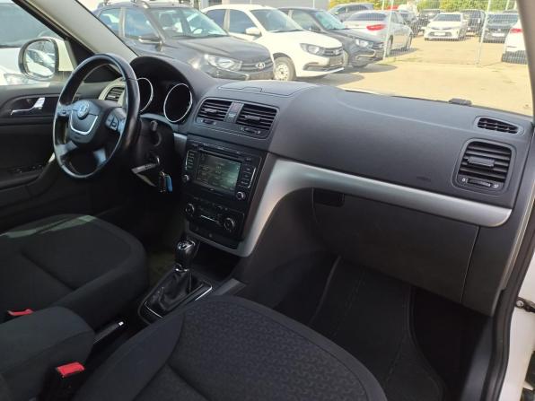 Skoda Yeti I с пробегом 2013 года, цена 957 000 рублей, 202977 км, внедорожник, Автокод Объявления