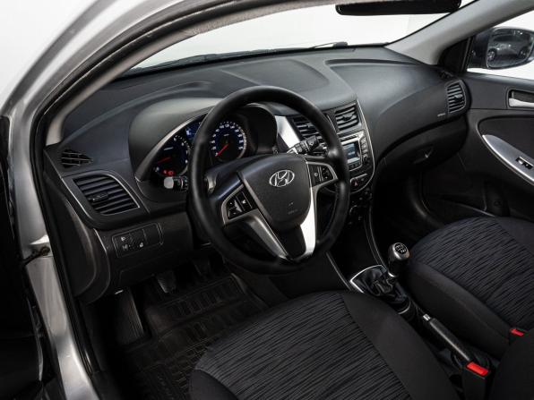 Hyundai Solaris I Рестайлинг с пробегом 2015 года, цена 790 000 рублей, 232429 км, седан, Автокод Объявления