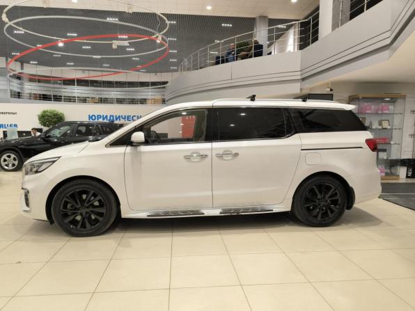 Kia Carnival III с пробегом 2018 года, цена 2 699 000 рублей, 131871 км, минивэн, Автокод Объявления