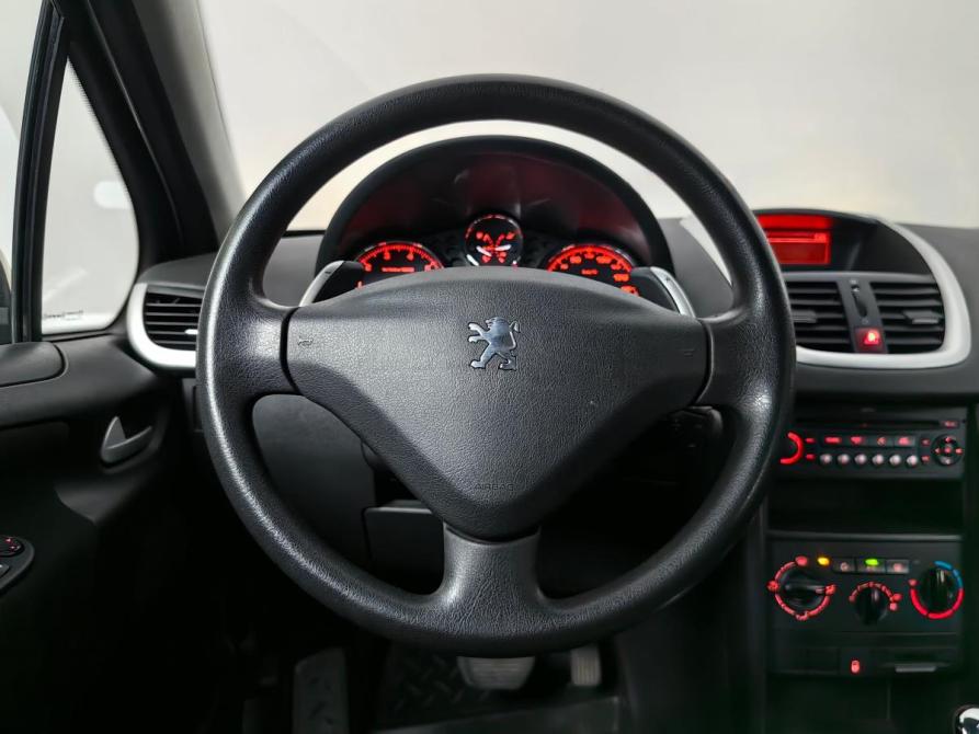 Peugeot 207 I Москва  - изображение 13