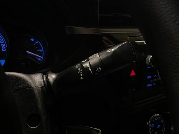 Toyota Corolla XI (E160 E170 E180) с пробегом 2013 года, цена 1 349 000 рублей, 183034 км, седан, Автокод Объявления