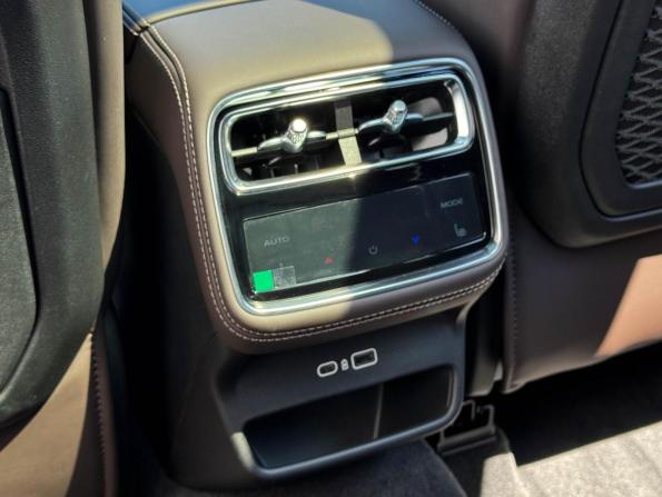 Geely Monjaro I Рестайлинг с пробегом 2025 года, цена 4 280 000 рублей, 10 км, внедорожник, Автокод Объявления