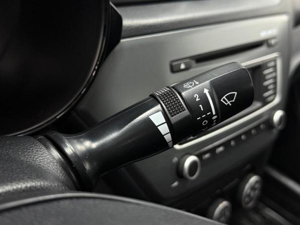 Kia Rio III Рестайлинг с пробегом 2015 года, цена 890 000 рублей, 149489 км, седан, Автокод Объявления