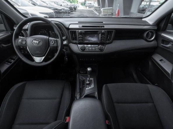 Toyota RAV4 IV (XA40) Рестайлинг с пробегом 2016 года, цена 2 290 000 рублей, 118719 км, внедорожник, Автокод Объявления
