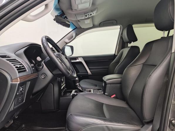 Toyota Land Cruiser Prado 150 Series Рестайлинг 2 с пробегом 2018 года, цена 5 950 000 рублей, 76129 км, внедорожник, Автокод Объявления