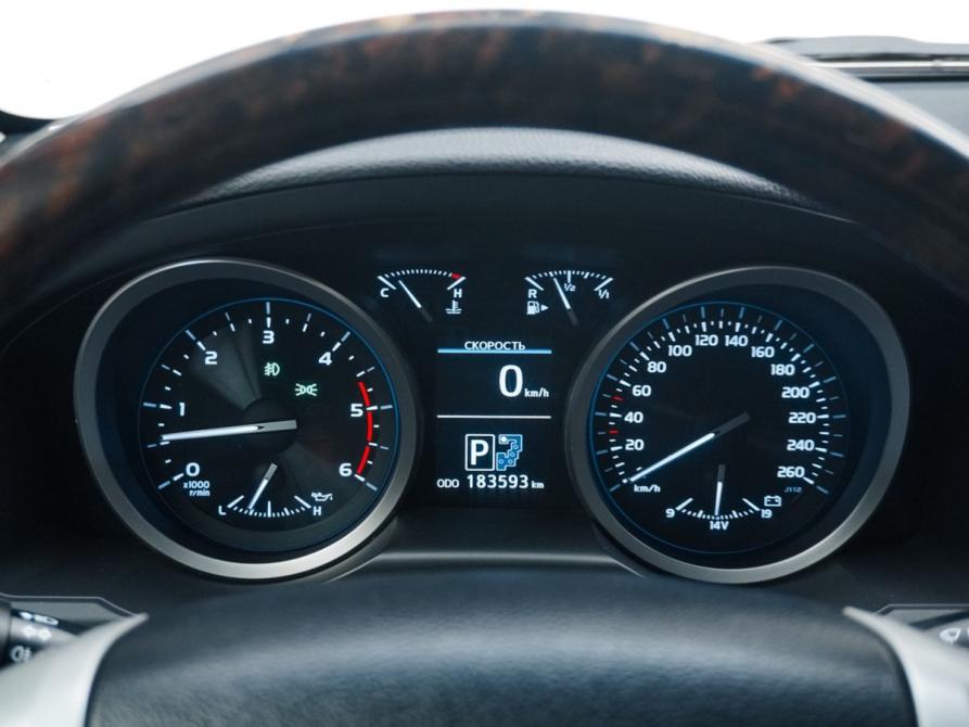 Toyota Land Cruiser 200 Series Рестайлинг 1 Ростов-на-Дону  - изображение 17