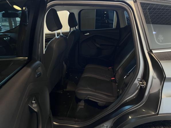 Ford Kuga II Рестайлинг с пробегом 2018 года, цена 1 650 000 рублей, 76500 км, внедорожник, Автокод Объявления