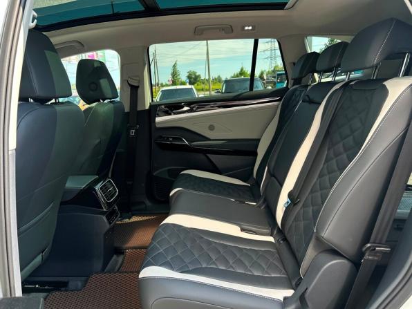Volkswagen ID.6 с пробегом 2023 года, цена 3 545 700 рублей, 29325 км, внедорожник, Автокод Объявления