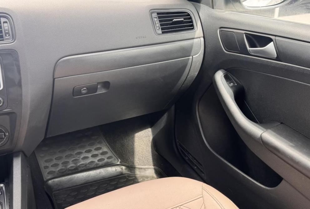 Volkswagen Jetta VI Владимир  - изображение 16