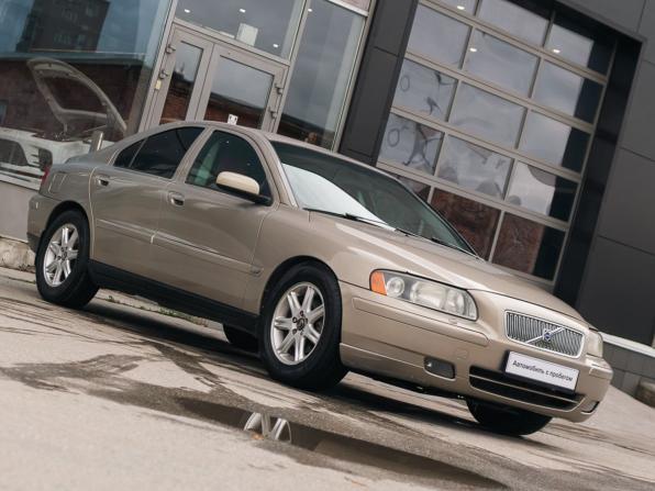 Volvo S60 I Рестайлинг с пробегом 2005 года, цена 550 000 рублей, 272376 км, седан, Автокод Объявления