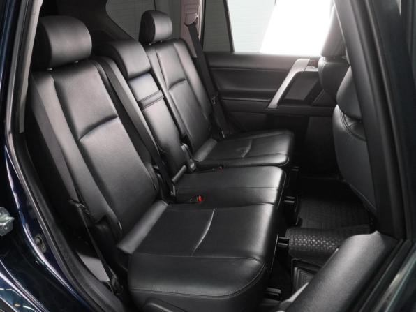 Toyota Land Cruiser Prado 150 Series Рестайлинг 2 с пробегом 2017 года, цена 4 989 000 рублей, 159021 км, внедорожник, Автокод Объявления