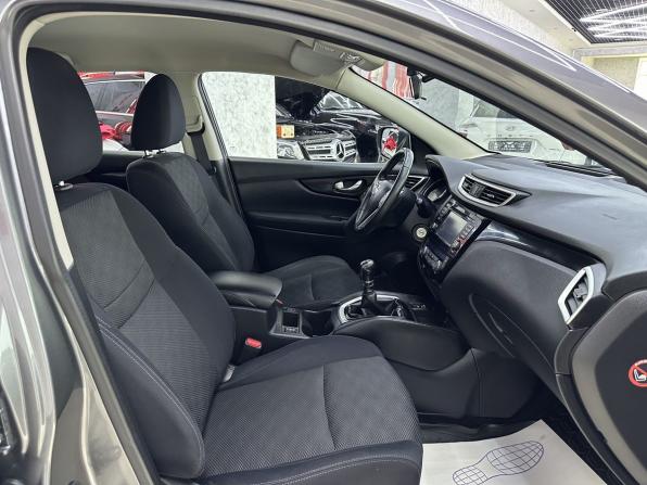 Nissan Qashqai II с пробегом 2017 года, цена 1 699 000 рублей, 106887 км, внедорожник, Автокод Объявления