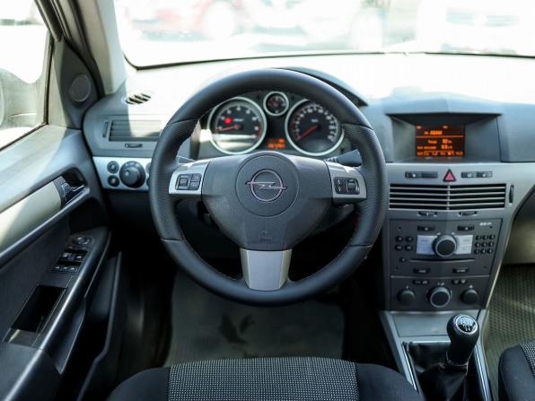 Opel Astra H с пробегом 2006 года, цена 449 000 рублей, 267253 км, хэтчбек, Автокод Объявления