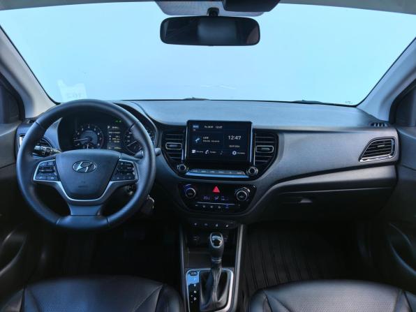 Hyundai Solaris II Рестайлинг с пробегом 2021 года, цена 1 580 000 рублей, 83955 км, седан, Автокод Объявления