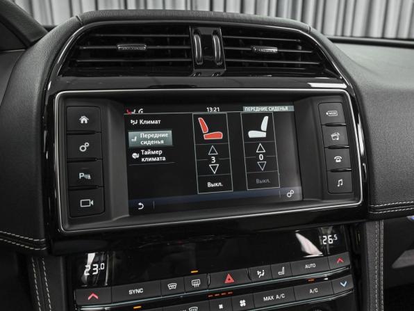 Jaguar F-Pace I с пробегом 2017 года, цена 2 949 000 рублей, 84209 км, внедорожник, Автокод Объявления