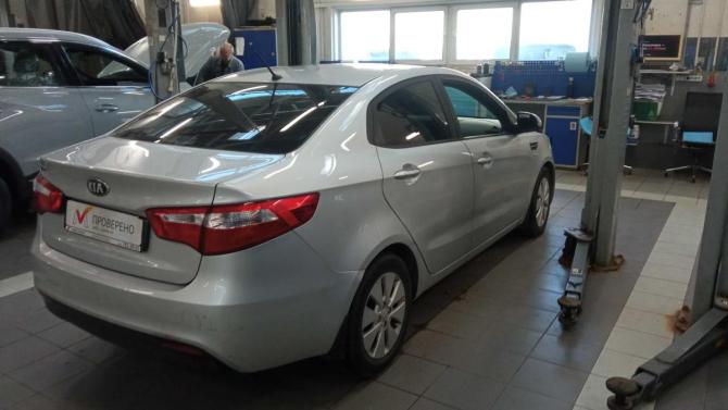 Kia Rio III Рестайлинг с пробегом 2015 года, цена 950 000 рублей, 127288 км, седан, Автокод Объявления