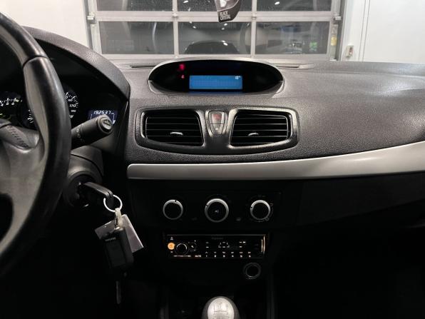 Renault Fluence I с пробегом 2012 года, цена 580 000 рублей, 192537 км, седан, Автокод Объявления