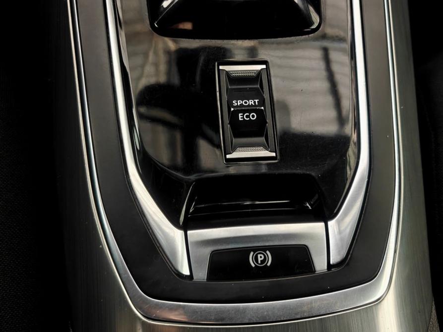 Peugeot 308 II Рестайлинг Москва  - изображение 15