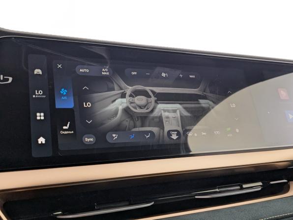 Geely Monjaro I Рестайлинг с пробегом 2023 года, цена 2 990 000 рублей, 59060 км, внедорожник, Автокод Объявления