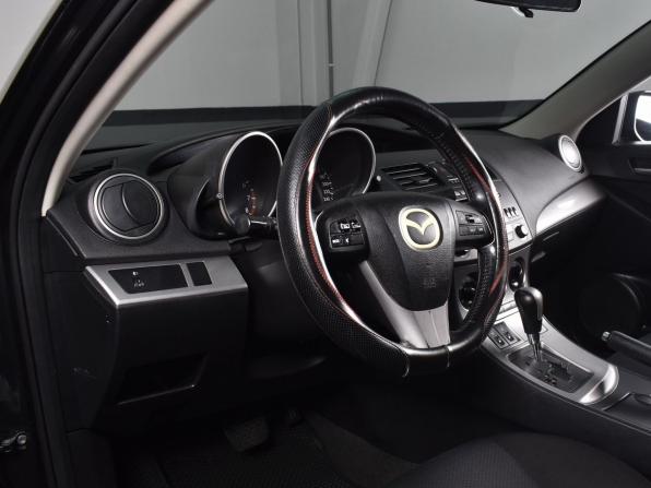 Mazda 3 II (BL) с пробегом 2011 года, цена 779 999 рублей, 261045 км, седан, Автокод Объявления
